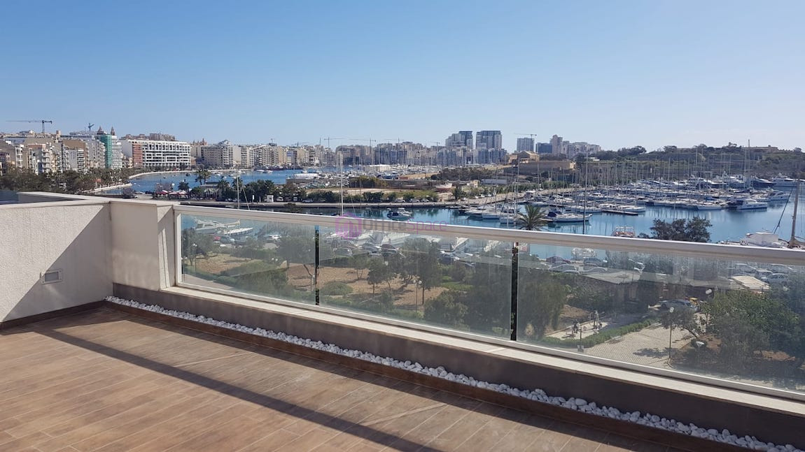 Seafront Office Ta Xbiex - Offices in Malta To Let & For Sale